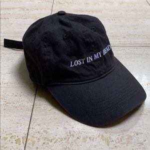 adjustable black baseball cap